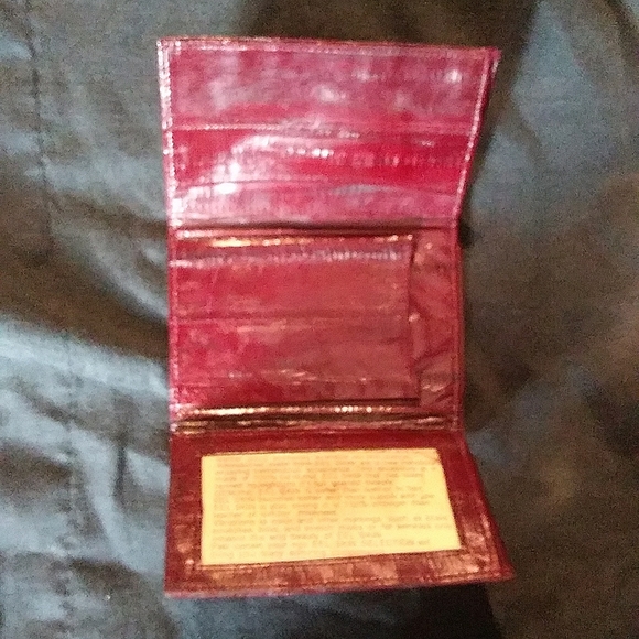 Mens Eel Skin Wallets (2) Different Styles.Unused. - Picture 2 of 10